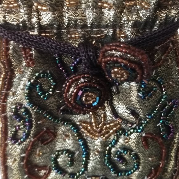 Gold Detailed-Retro-Beaded Crossbody Handbag With Cross On Back-Made in China - Picture 6 of 13